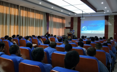 扬帆起航，山东草莓视频APP网址进入18在线机械2018年半年总结大会圆满召开