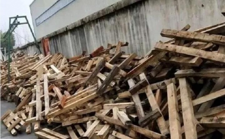 各种木材原料到处都是，草莓视频下载网站加工成生物质燃料，简直不要太好了